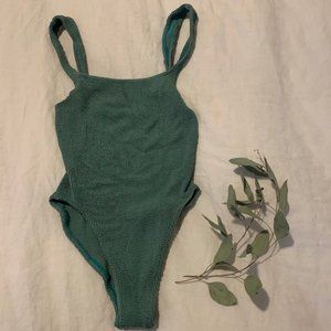 Aplomb One piece Swimsuit (Brand new!!)